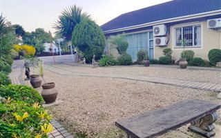 4 Bedroom House in Larkfield