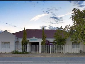 9 Bed House in De Aar