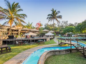 2 Bed Apartment in Palm Lakes Estate