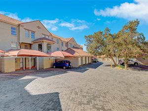 2 Bed Apartment in Illovo