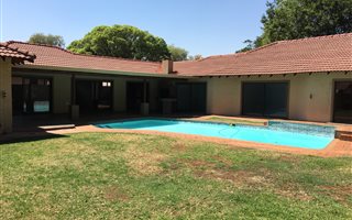4 Bedroom House in Clubview