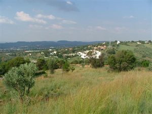 1500 m² Land available in Waterkloof Heights