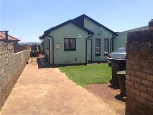 2 Bed House in Vosloorus