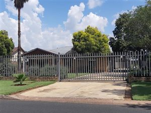3 Bed House in Middelburg Central