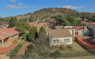 3 Bedroom House in Meredale