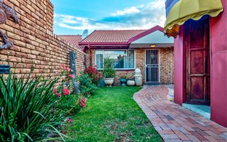2 Bedroom House in Edleen