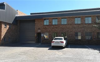 427 m² Industrial space in Halfway House