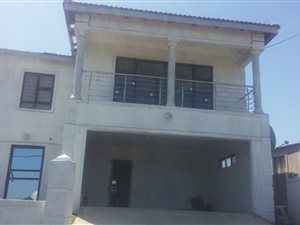 4 Bed House in Waterloo