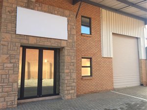 355 m² Industrial space in Willow Park Manor