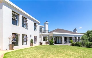 4 Bedroom House in Welgedacht