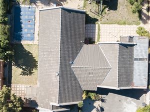 4 Bed House in Soneike