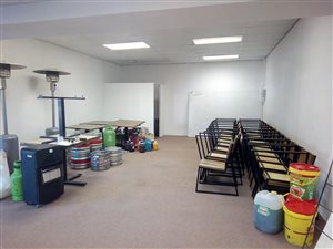 62 m² Commercial space in Marina Da Gama