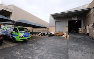 1230 m² Industrial space in Longmeadow
