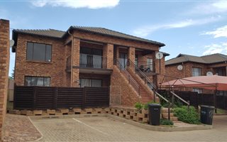 2 Bedroom House in Sonneveld