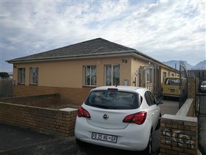 3 Bed House in Rylands