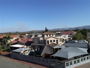 6 Bed House in Zinniaville
