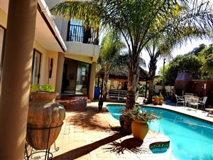10 Bed House in Amandelrug