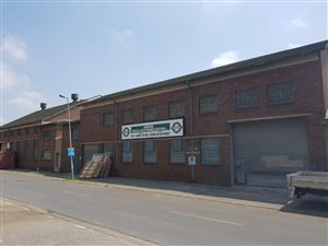 1578 m² Industrial space in Booysens Reserve