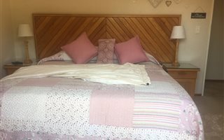 2 Bedroom Garden Cottage in Boskruin