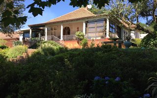 5 Bedroom House in Wembley