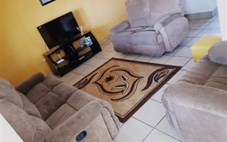 2 Bedroom Townhouse in Edenglen
