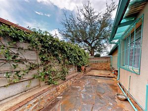 3 Bed House in Newlands