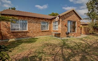 3 Bedroom Cluster in Honeydew Ridge