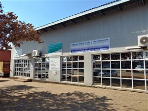 1145 m² Industrial space in Middelburg South
