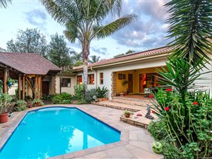4 Bed House in Senderwood