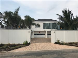 5 Bed House in Pumula