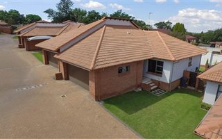 2 Bedroom Cluster in Sonneglans