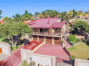 6 Bed House in Highveld Park