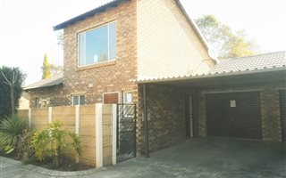 2 Bedroom Duplex in Allens Nek