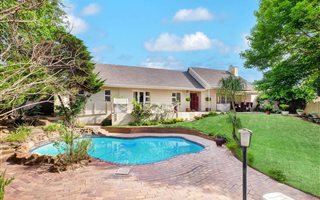 3 Bedroom House in Bordeaux