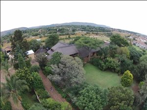 10 Bed, Bed and Breakfast in Ruimsig