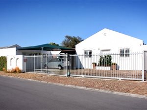 3 Bed House in Edgemead