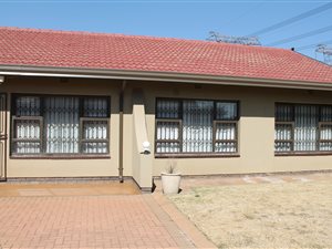 4 Bed House in Mayberry Park