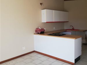 1 Bedroom Garden Cottage in Northcliff