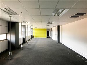 300 m² Commercial space in Founders Hill