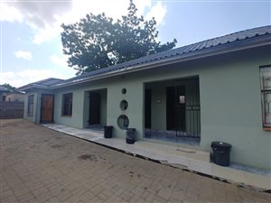 4 Bed House in Ncandu Park