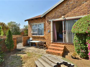 1 Bed Simplex in Honeydew Ridge