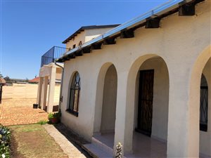 4 Bed House in Lenasia