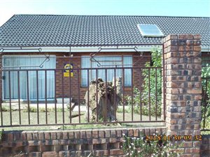2 Bedroom House in Bisley