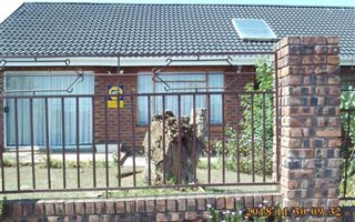 2 Bedroom House in Bisley