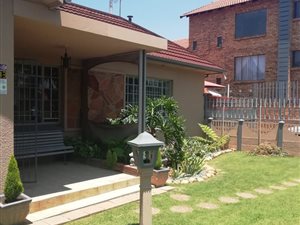 3 Bed House in Nigel Central