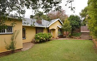 3 Bedroom House in Linden