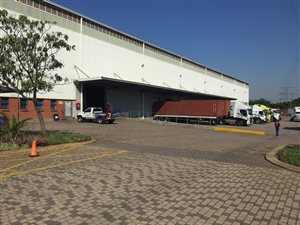 7055 m² Industrial space in Riverhorse Valley