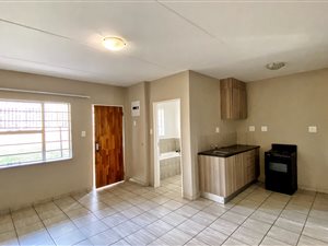 2 Bed Apartment in Tembisa