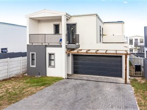 3 Bed House in Langeberg Heights