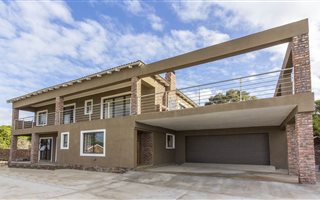 4 Bedroom House in Humewood